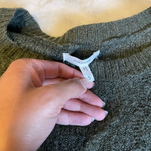 Maurice’s sweater with bow detail - Picture 3 of 4